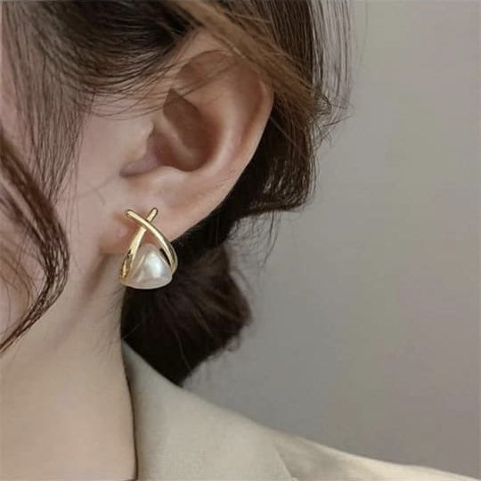 Pearl Rhombé Stud