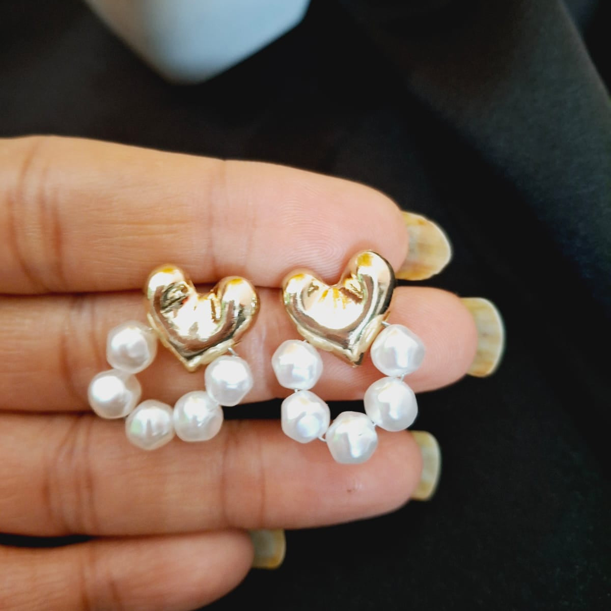 love pearl stud Earring