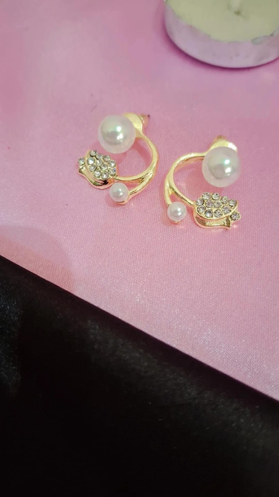 Sparkling Tulip studs
