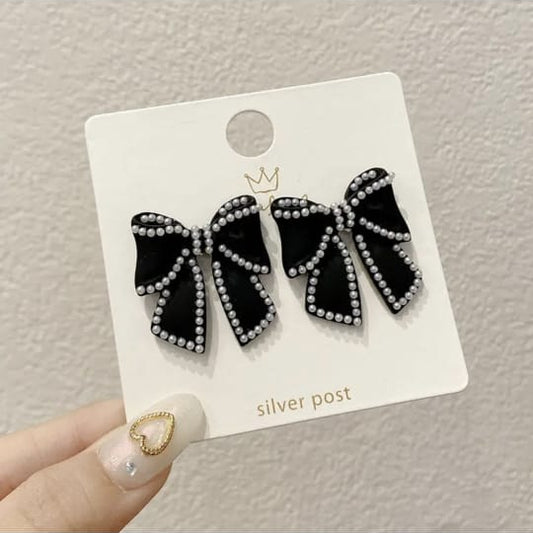 Black Charm Bow Stud