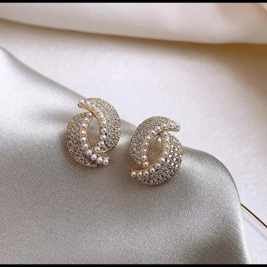 Twin Crescent Stud Earring