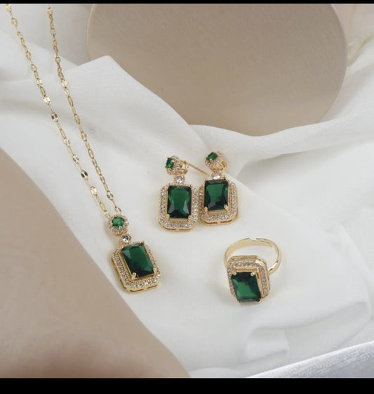 Envy Square Set Necklace