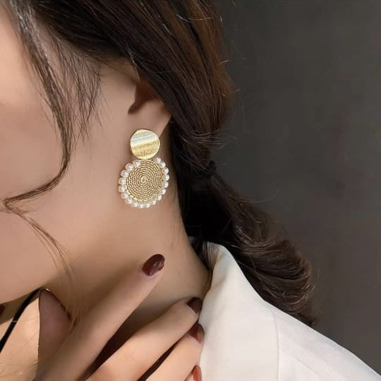 Golden Grace Pearl Earrings