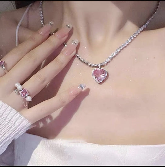 Rosé Heart Glow Necklace