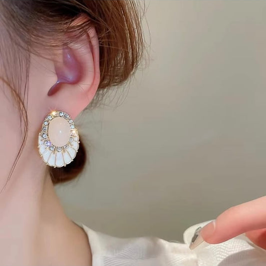 Moonlit Oval Stud Earring