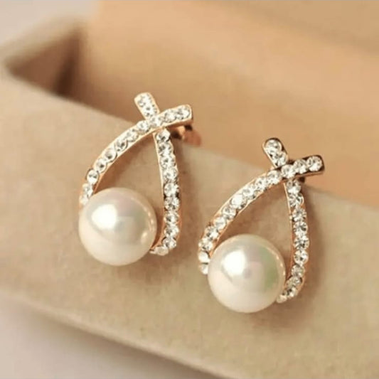 Twinkle Curl Stud