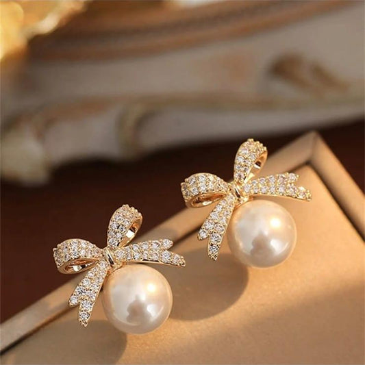 Pearl Bow Earring