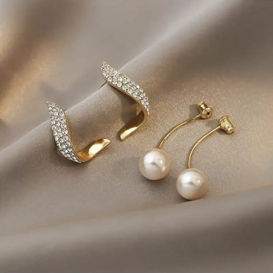 Pearl Whisper Curve Dangler